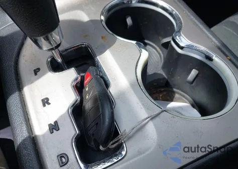 2013 Jeep Grand Cherokee Laredo from USA, damaged, VIN 1C4RJFAG8DC505355